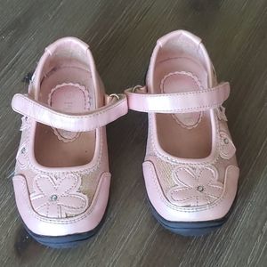 Girls dress shoes